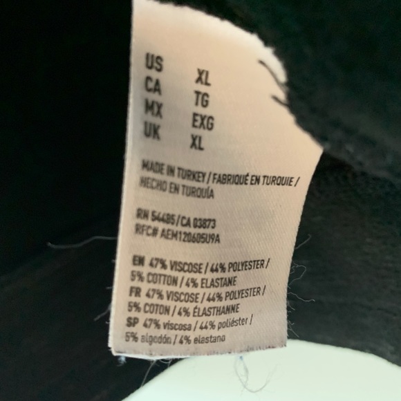 AE Cropped Hoodie - Picture 5 of 5